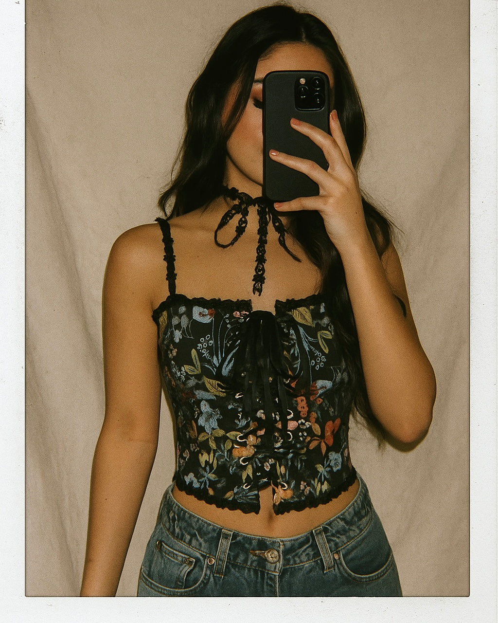 FEELING TOXIC FLORAL LACE-UP TOP