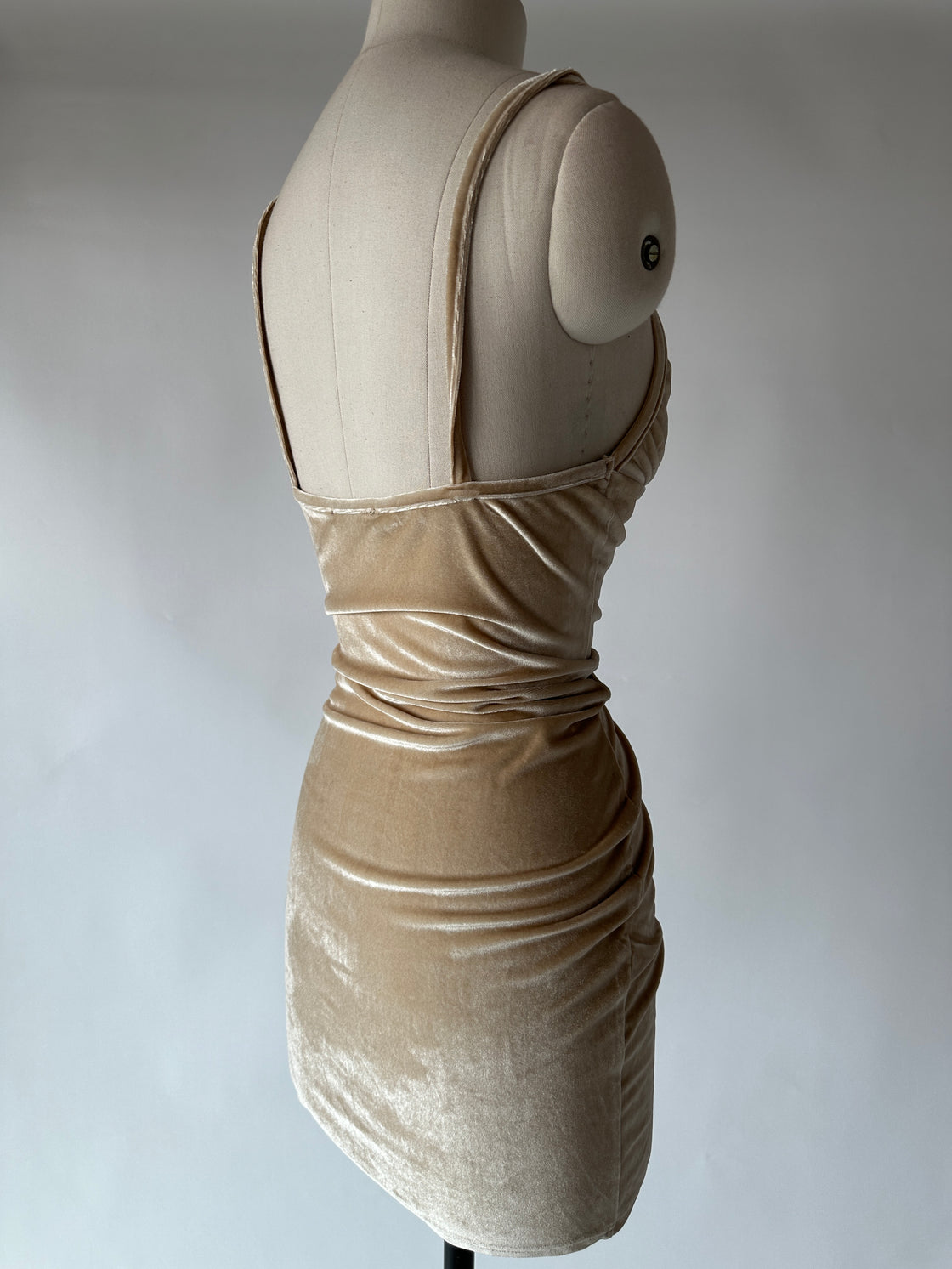 BEST NEWS VELOUR SLIP DRESS
