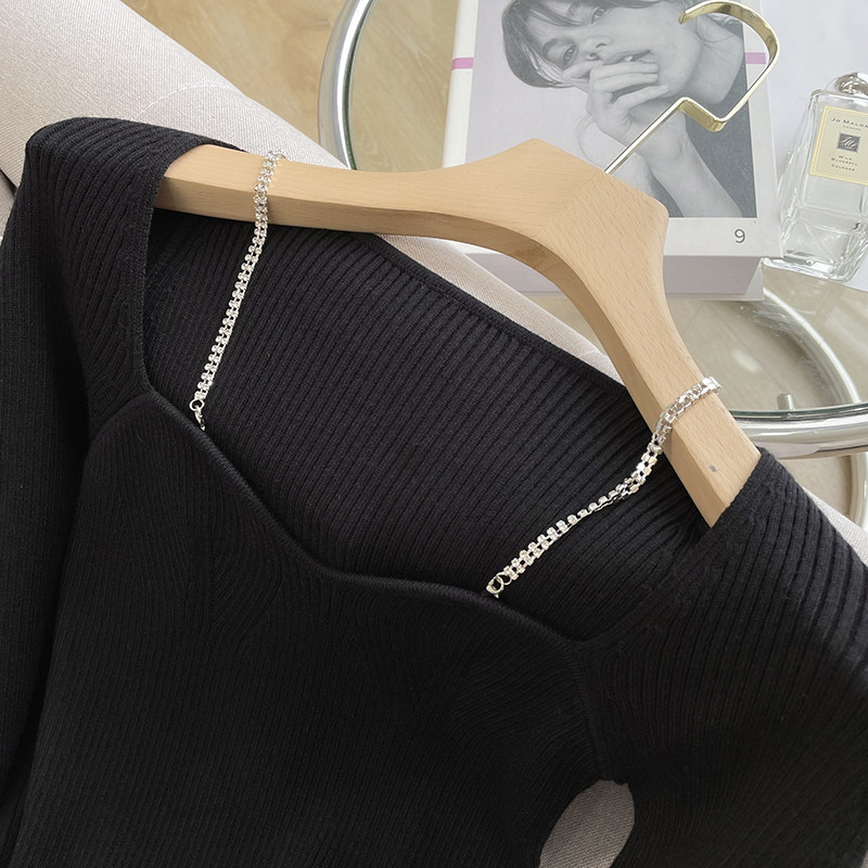 RICH GIRL ENERGY DIAMOND STRAP KNITTED TOP