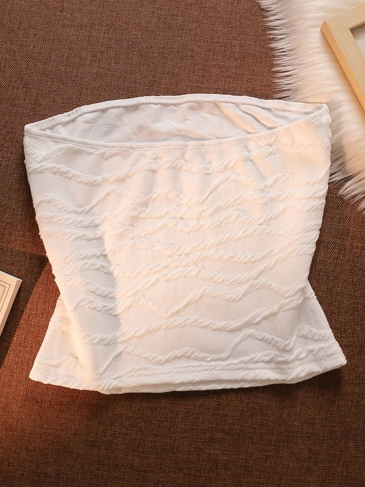 YOU HANG UP TEXTURED WHITE BANDEAU TOP