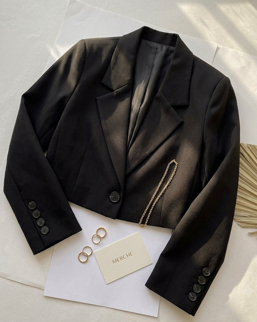 DIRTY WORK BLACK CROPPED BLAZER