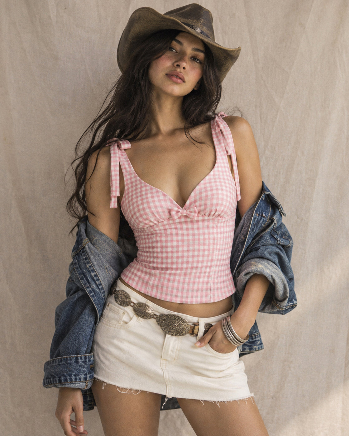 PRETTY WITH PLANS CHECKS CUT-OUT BACK BOW TOP
