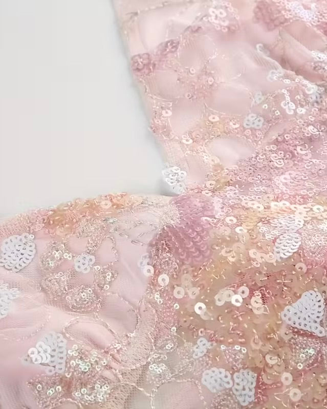 HIGH SCHOOL DRAMA EMBROIDERED HALTERNECK TOP