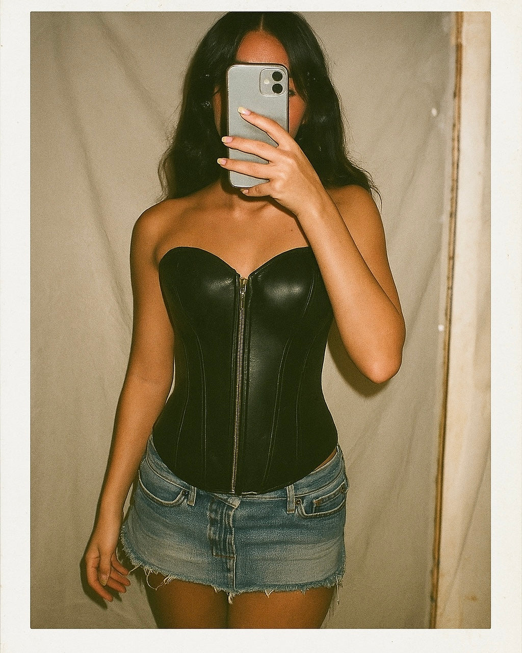 BOY’S CRY FAUX LEATHER CORSET