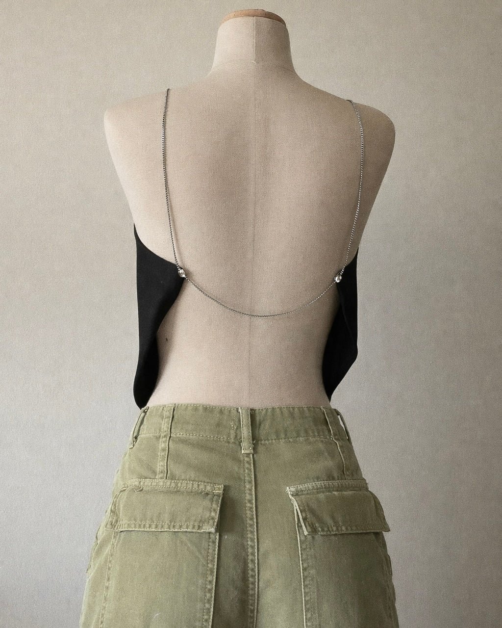 DANGEROUS TIMES CHAIN DETAIL LUXE BLACK TOP