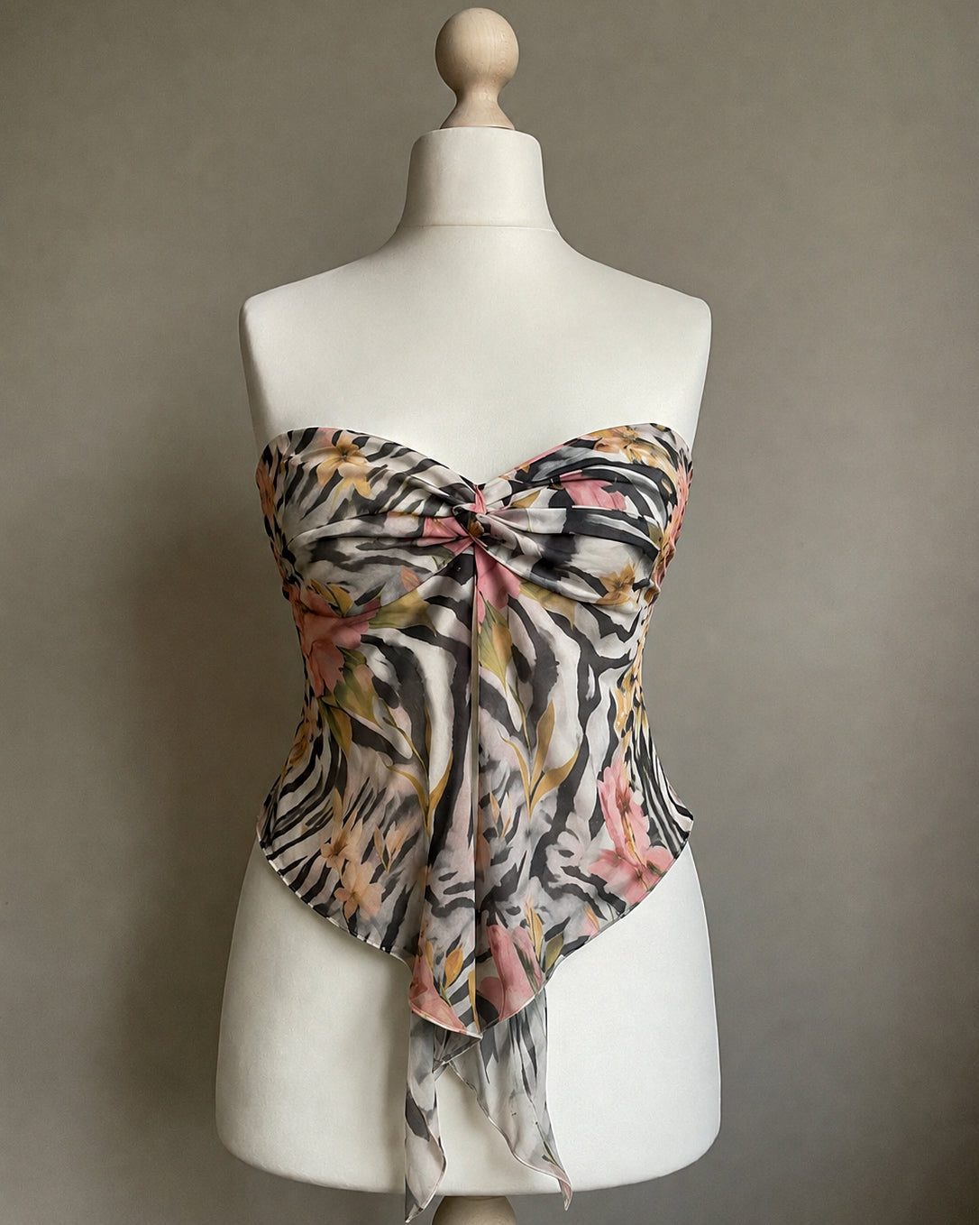 JUST RELAX KAREN, PRINTED HANDKERCHIEF TWISTED TOP