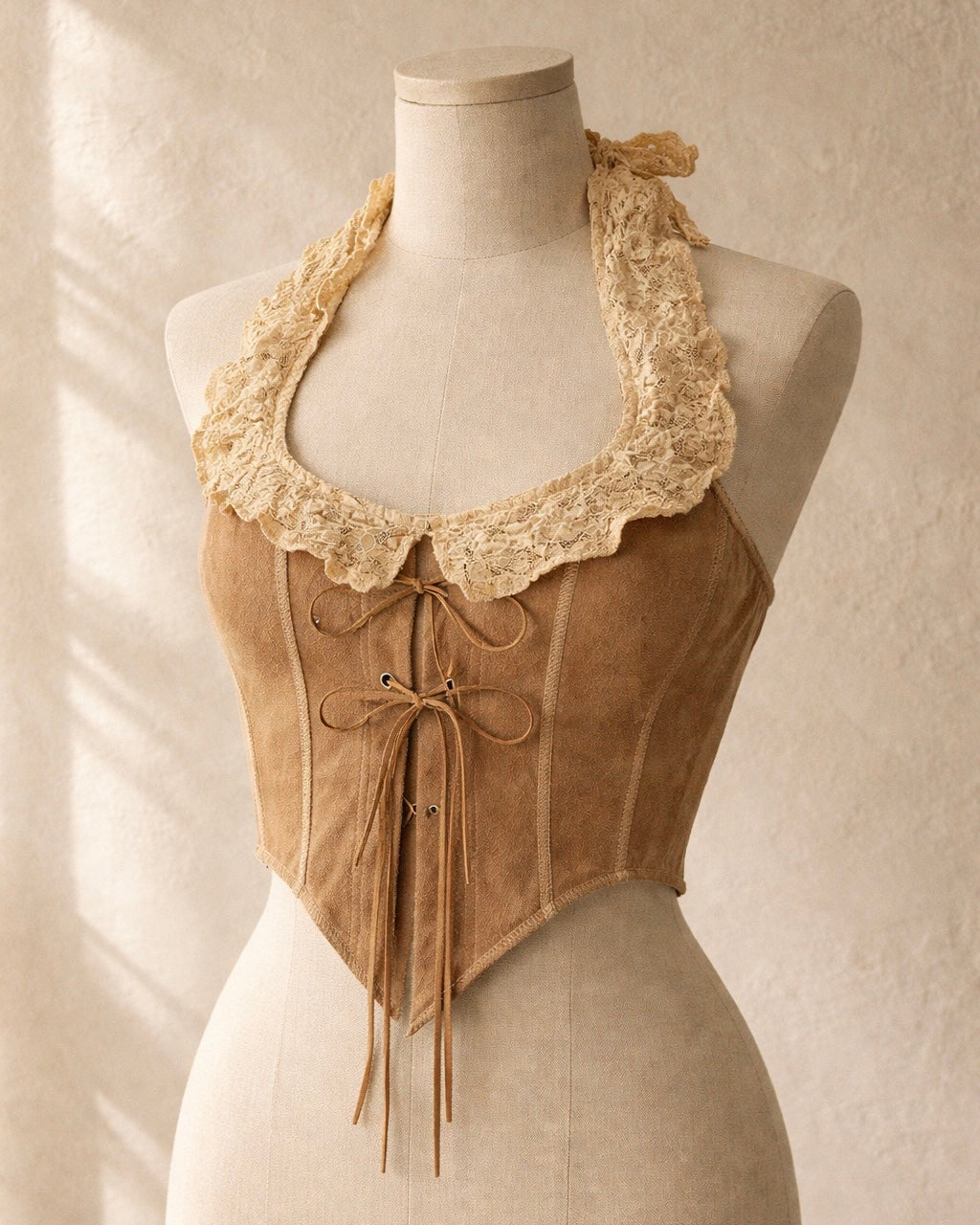 TANTRUM GYPSIE LACE SUEDE HALTERNECK TOP