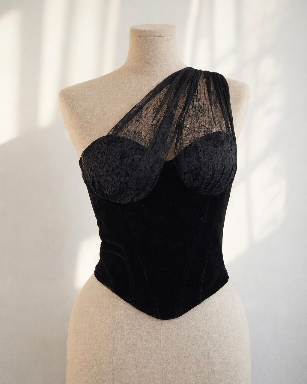 CASTLE STORY LACE ONE-SHOULDER CORSETED TOP