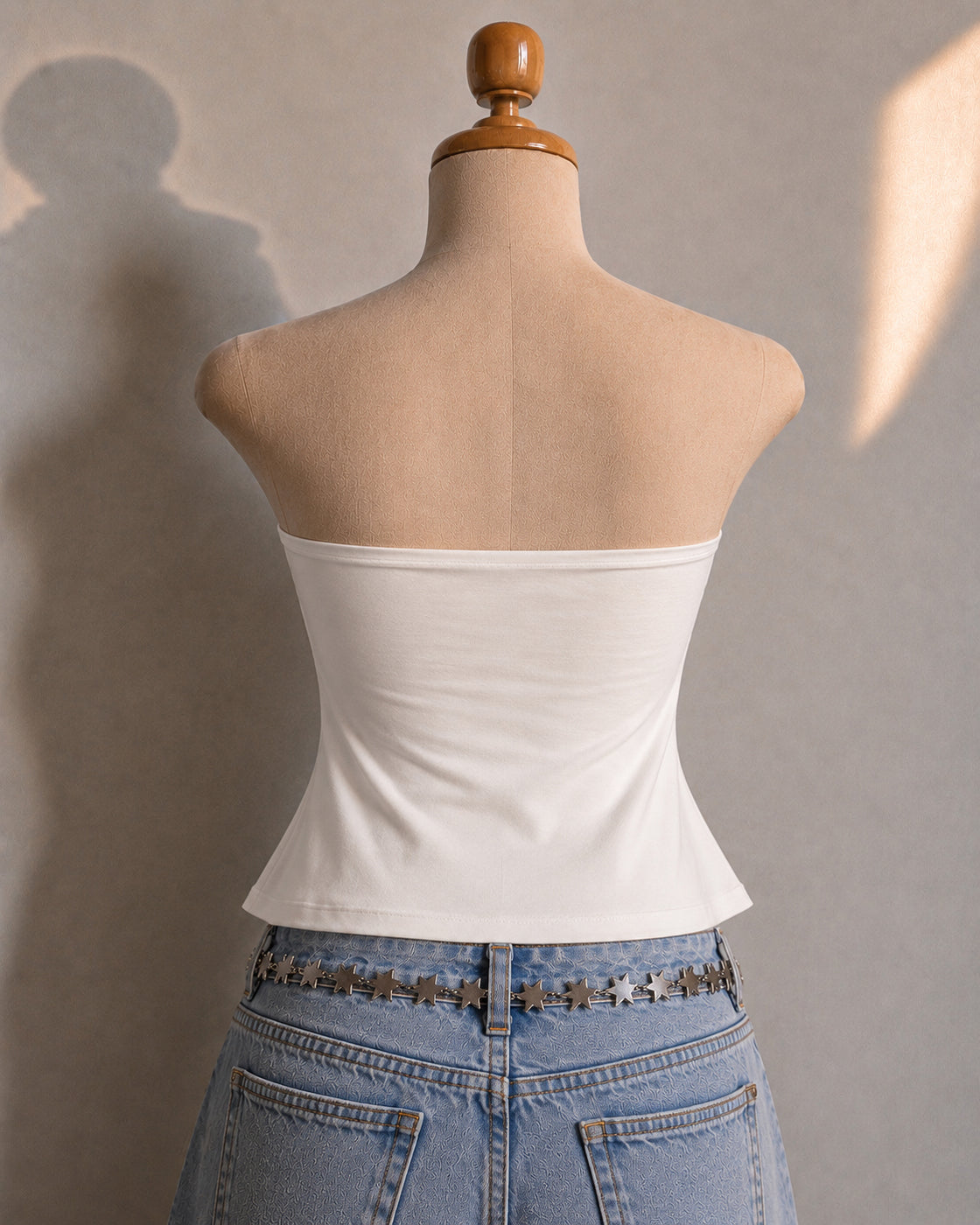 BEACH BABE TWISTED STRAPLESS EMBROIDERED WHITE TUBE TOP