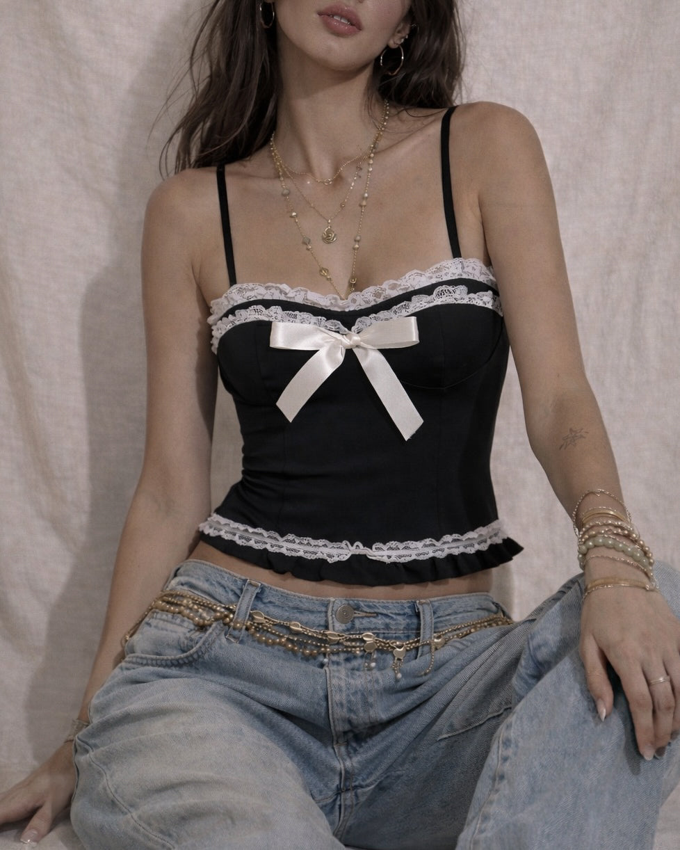 MOOD BOARD MOMENT BOW AND LACE CAMI TOP