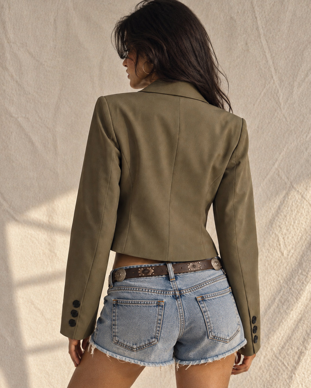 DIRTY WORK TAUPE CROPPED BLAZER