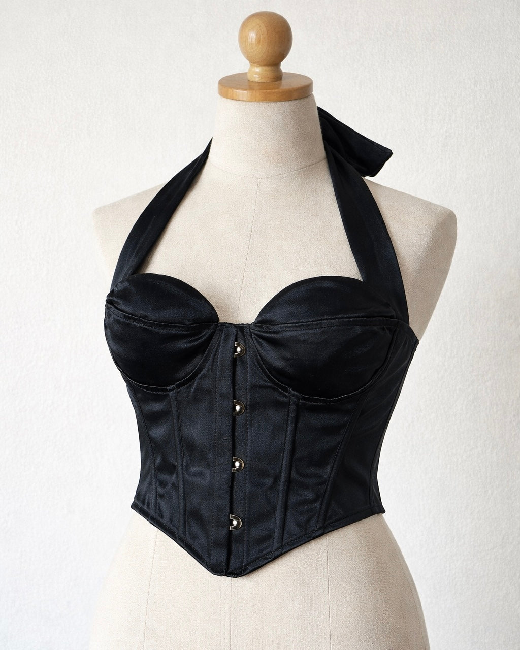 BIG TEASE BUCKLE CORSETRY HALTERNECK TOP