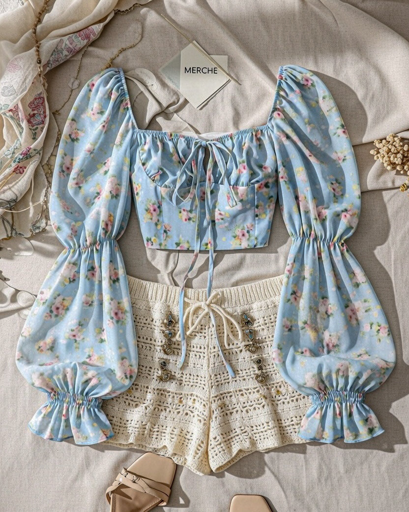 LITTLE THINGS FLORAL TOP