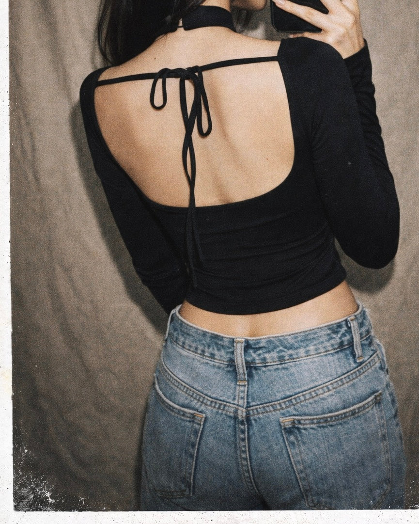 BLIND IN LOVE CONTRAST TOP WITH CHOKER