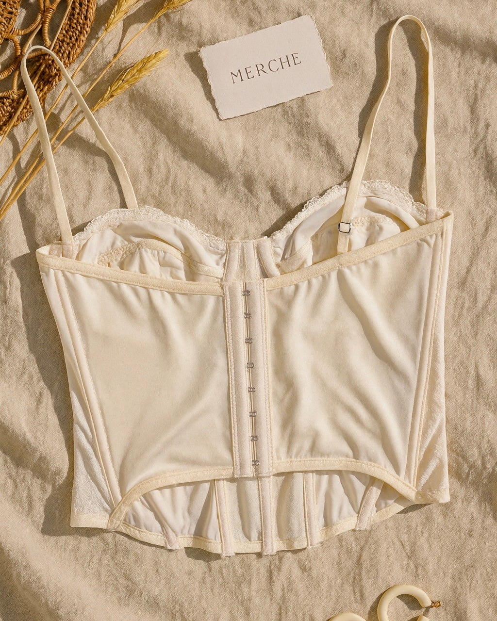 SWEET VALENTINE LACEY BONING TOP