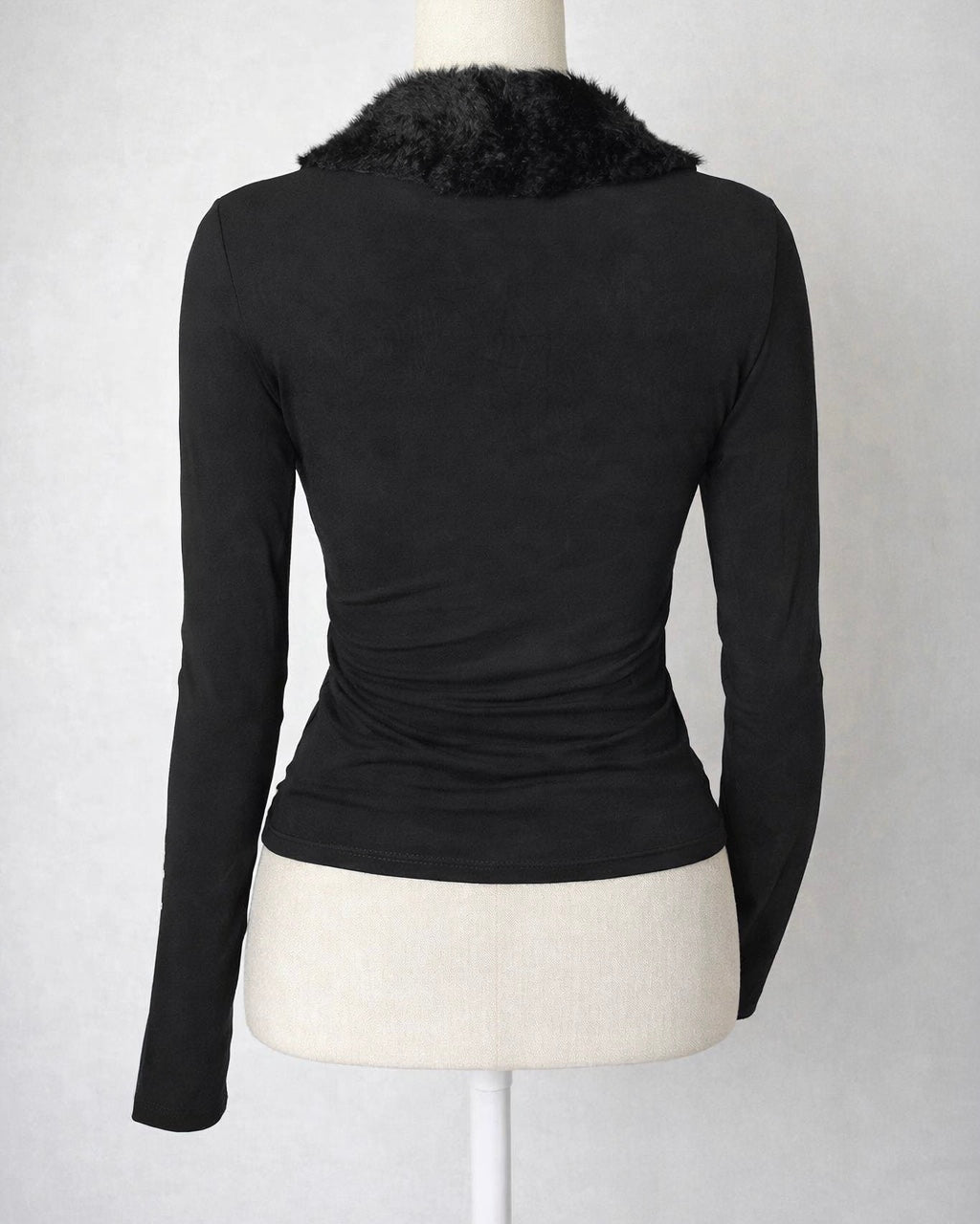 HEAVY SLAY LUXE FAUX FUR CHAIN DETAIL BLACK TOP