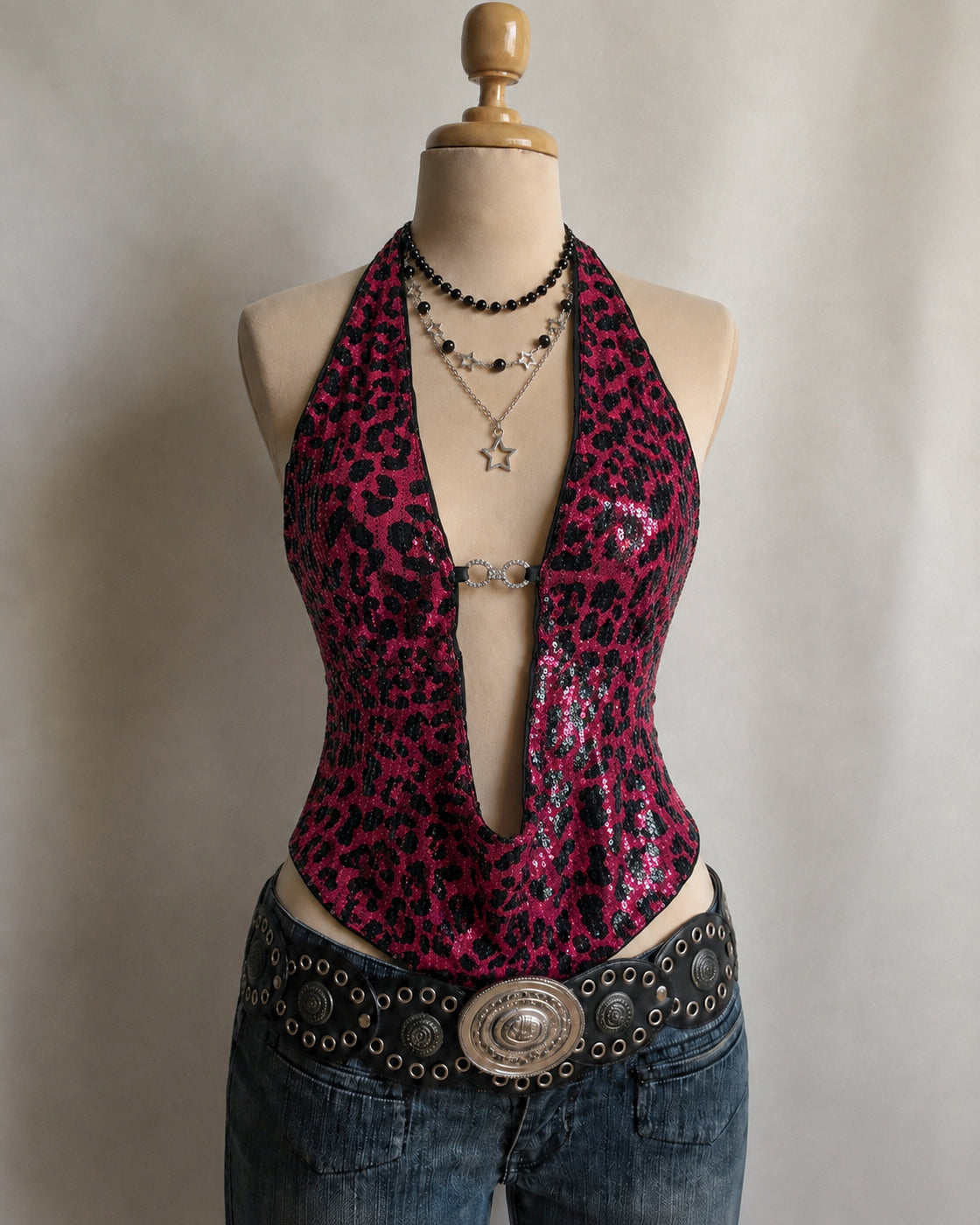 WORTH IT LUXE SEQUIN AND DIAMOND BROOCH EMBELLISHED PINK BACKLESS TOP
