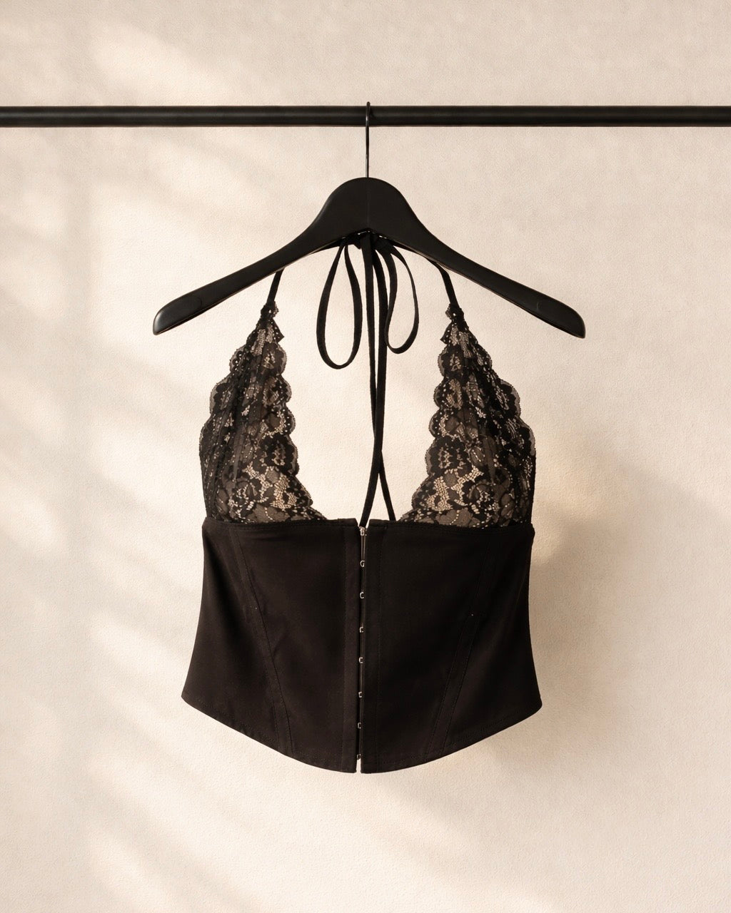 SPANISH VOYAGE LACE LUXE CORSETED TOP