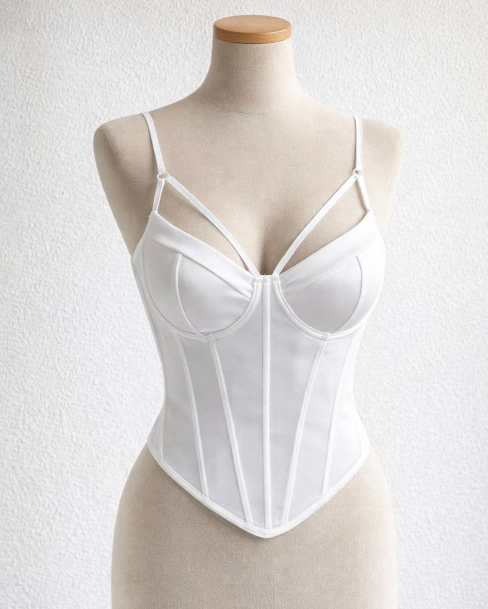 JUST MY TYPE LUXE WHITE TOP