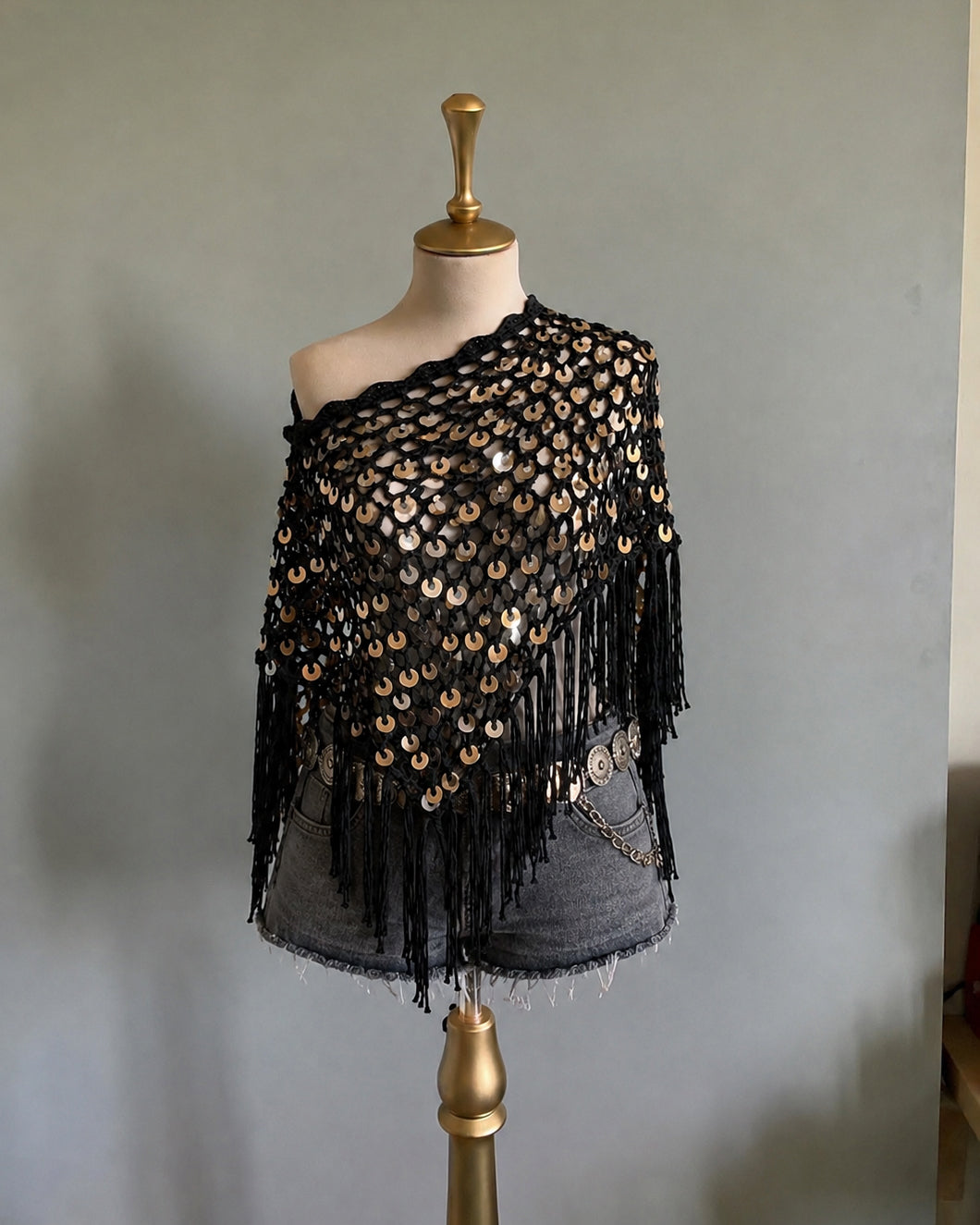 COACHELLA FIT SEQUIN EMBELLISHED KNITTED BLACK PONCHO TOP