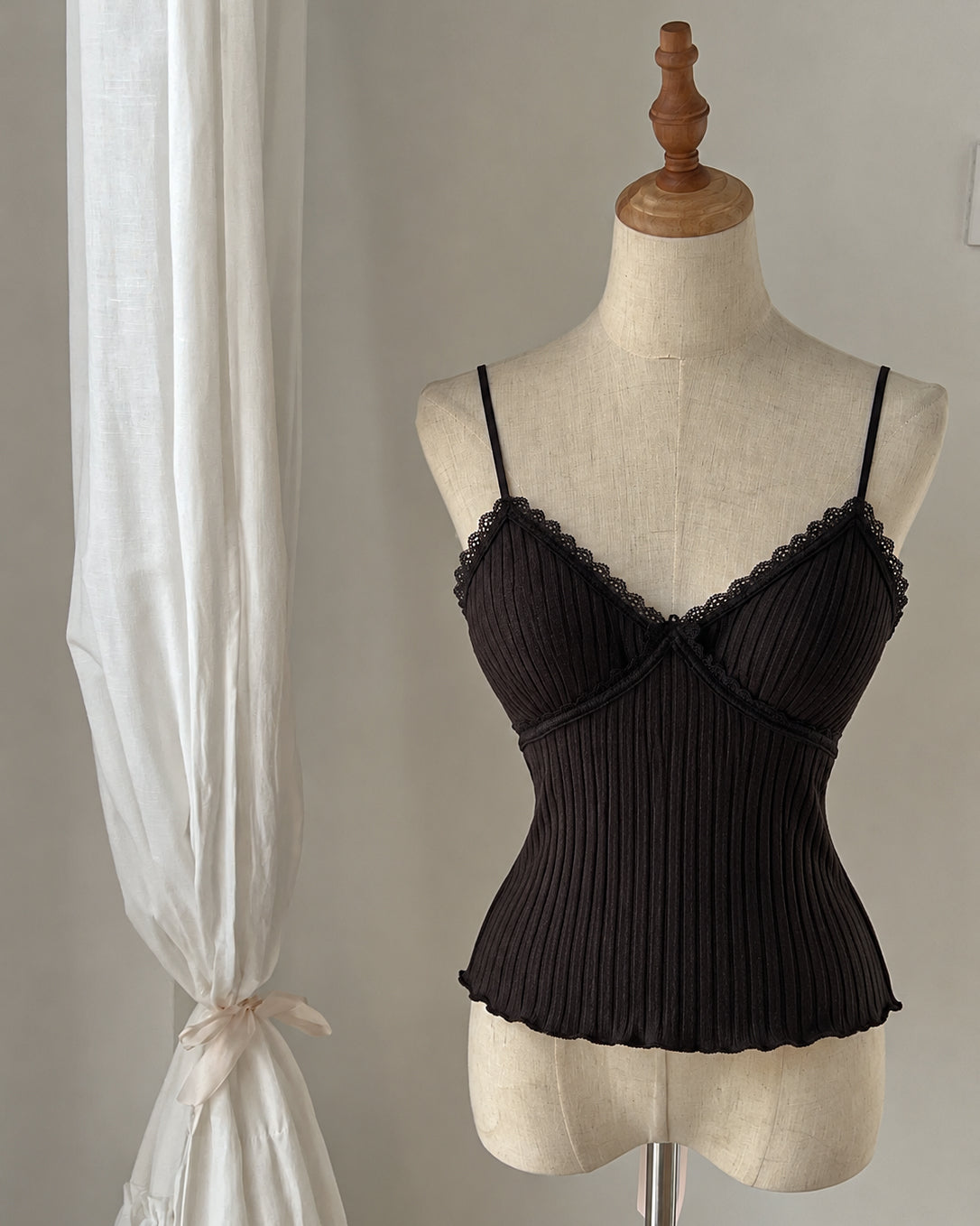 TRUST ISSUES PADDED BLACK CAMI TOP