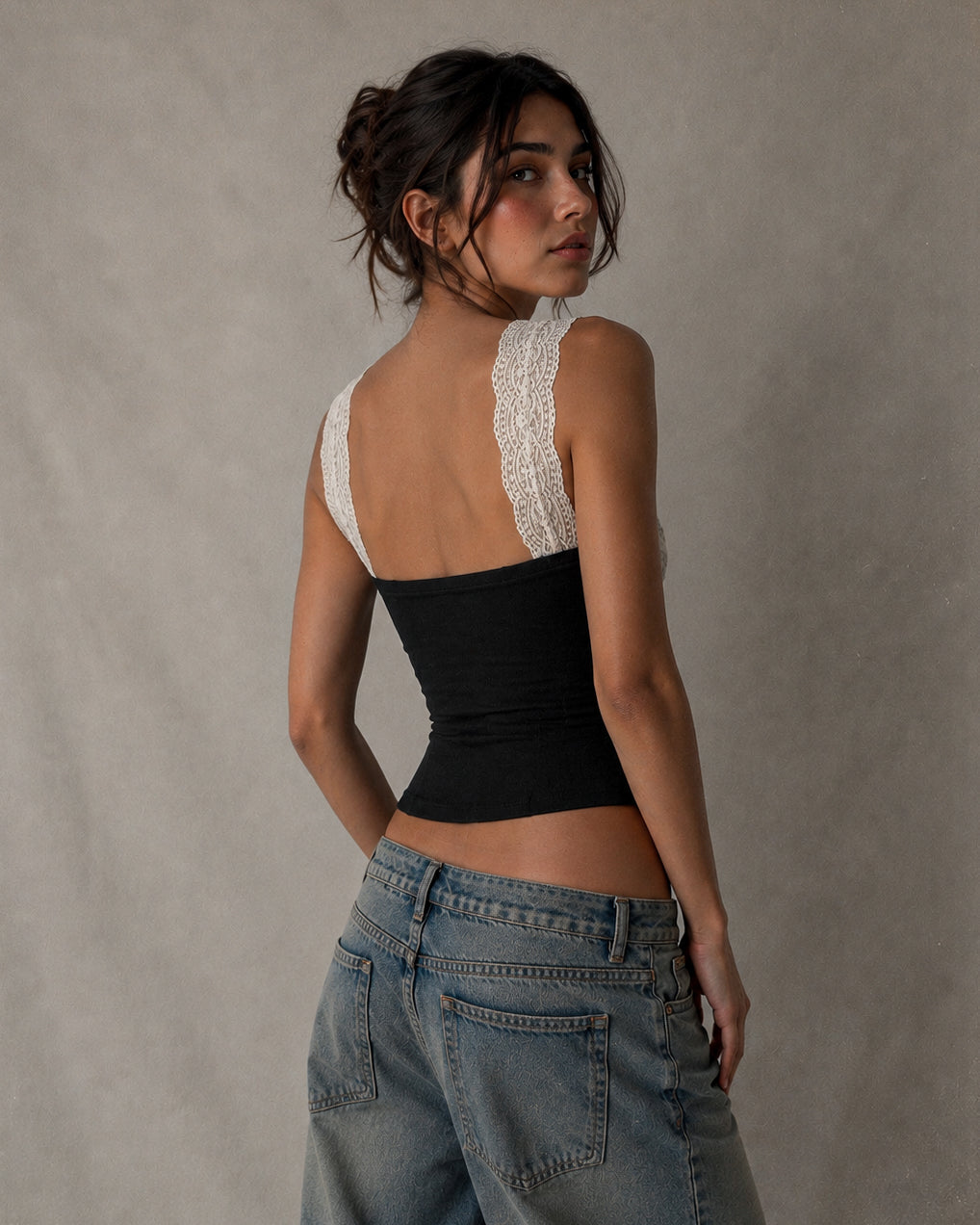 VINTAGE MAMA CHOKER LACE BACK STRAPS DETAIL BLACK TOP