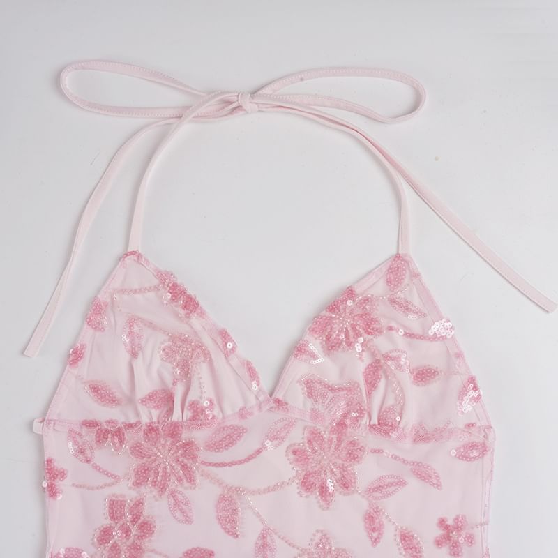 PRETTY PLEASE EMBROIDERED TIE-BACK HALTERNECK TOP