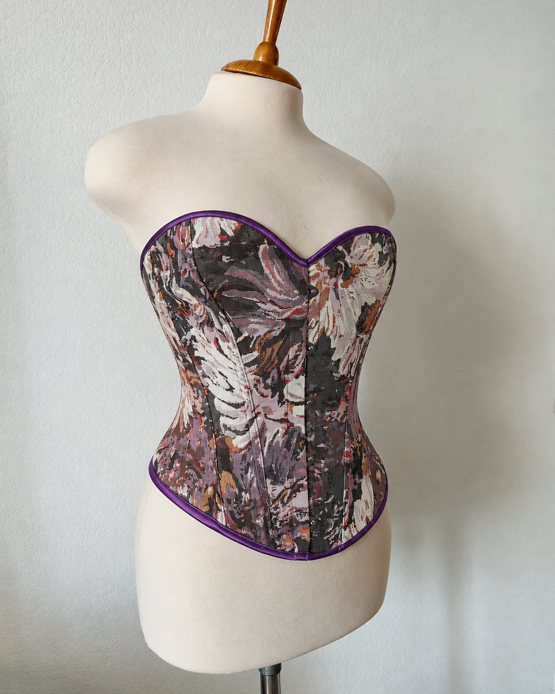 TAKE ME TO TOKYO FLORAL JACQUARD CORSET