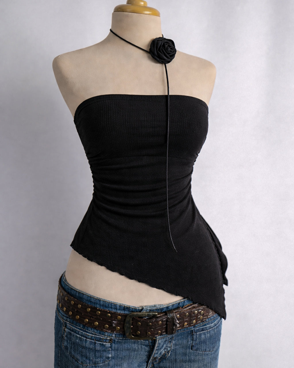 SERVING REVENGE PADDED ASYMMETRICAL BLACK BANDEAU TOP WITH ROSE CHOKER