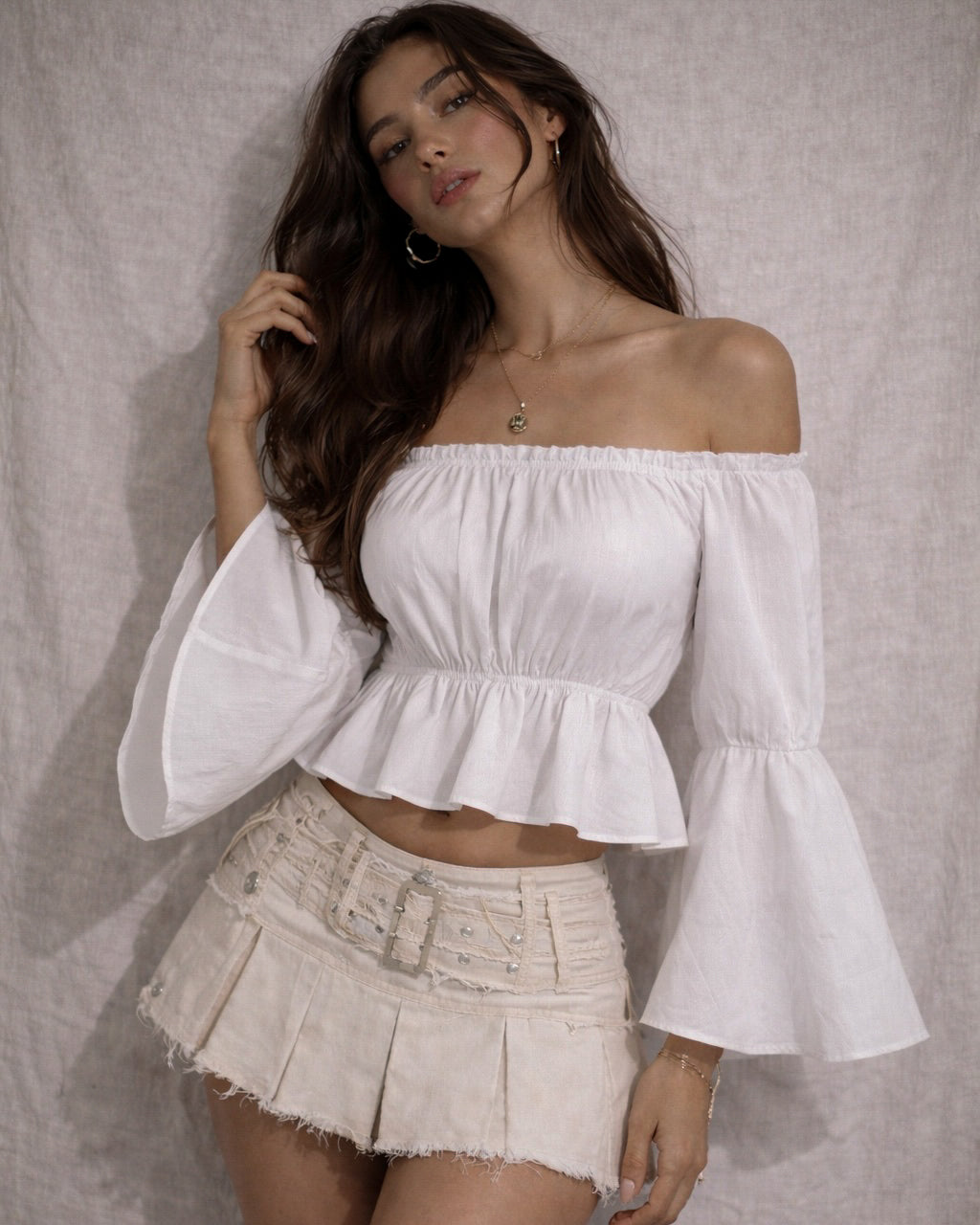 PLANETS GOT ME WHITE OFF-SHOULDER TOP