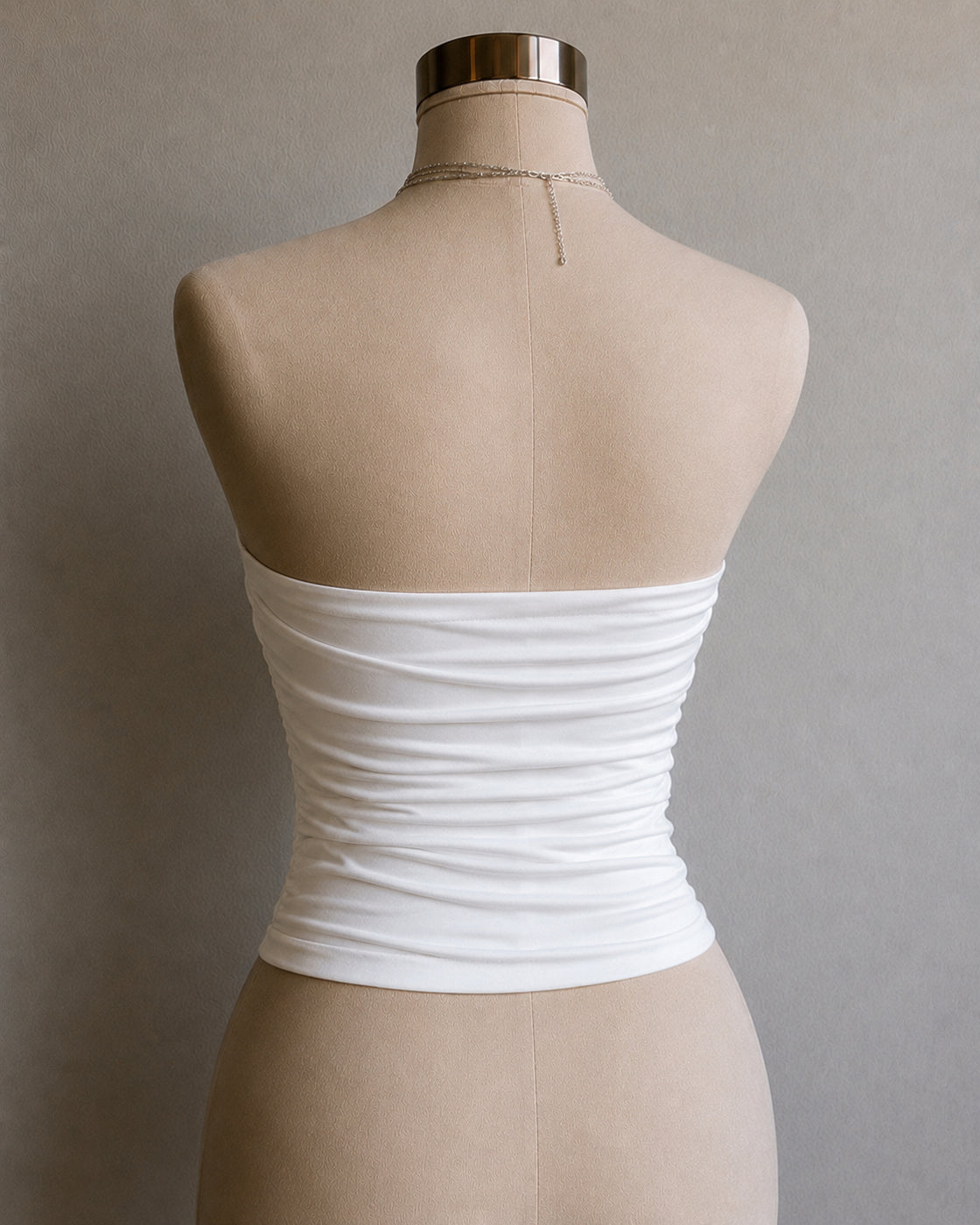 PICK YOUR POISON METAL ACCENT DETAIL TWISTED BANDEAU TOP