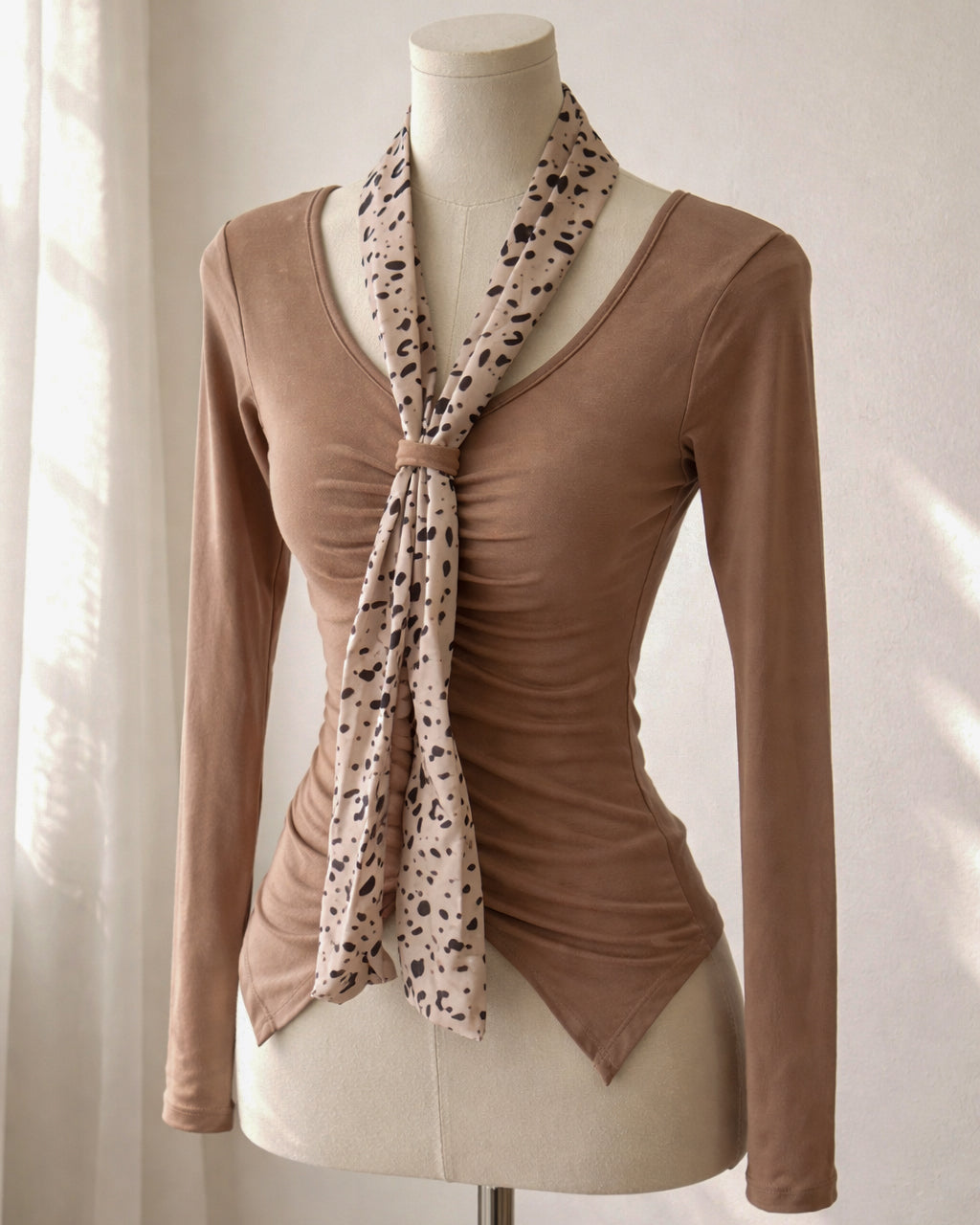 SLAY ERA PADDED SCARF DETAIL BROWN TOP