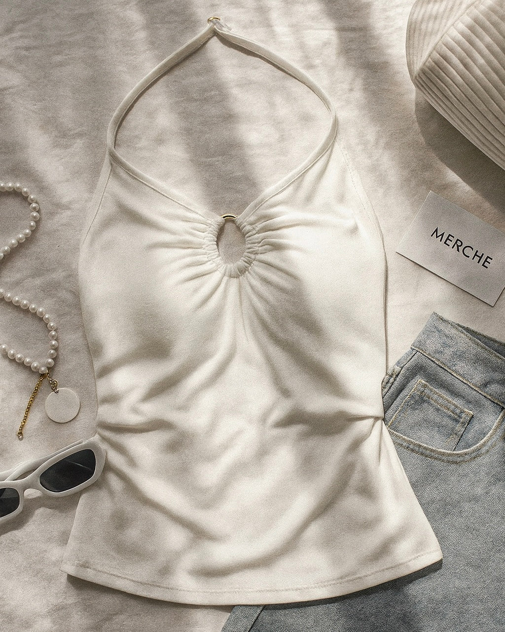 PRETTY RECKLESS CHAIN BACK DETAIL PADDED WHITE TOP