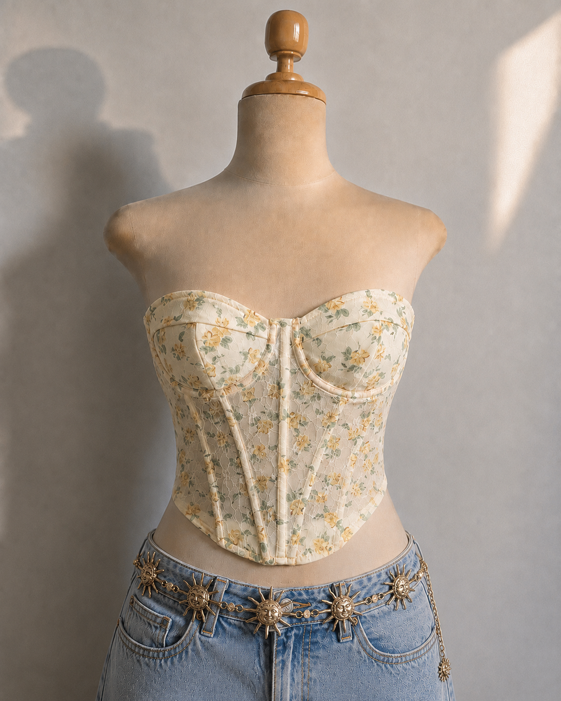 ROMAN HOLIDAY FLORAL BONING DETAIL BUTTER YELLOW CORSET