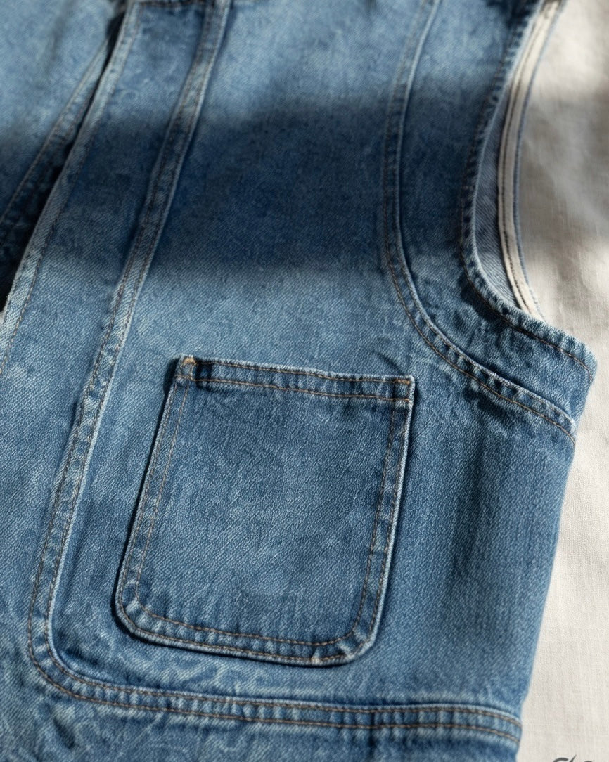 COFFEE RUNS DENIM VEST TOP