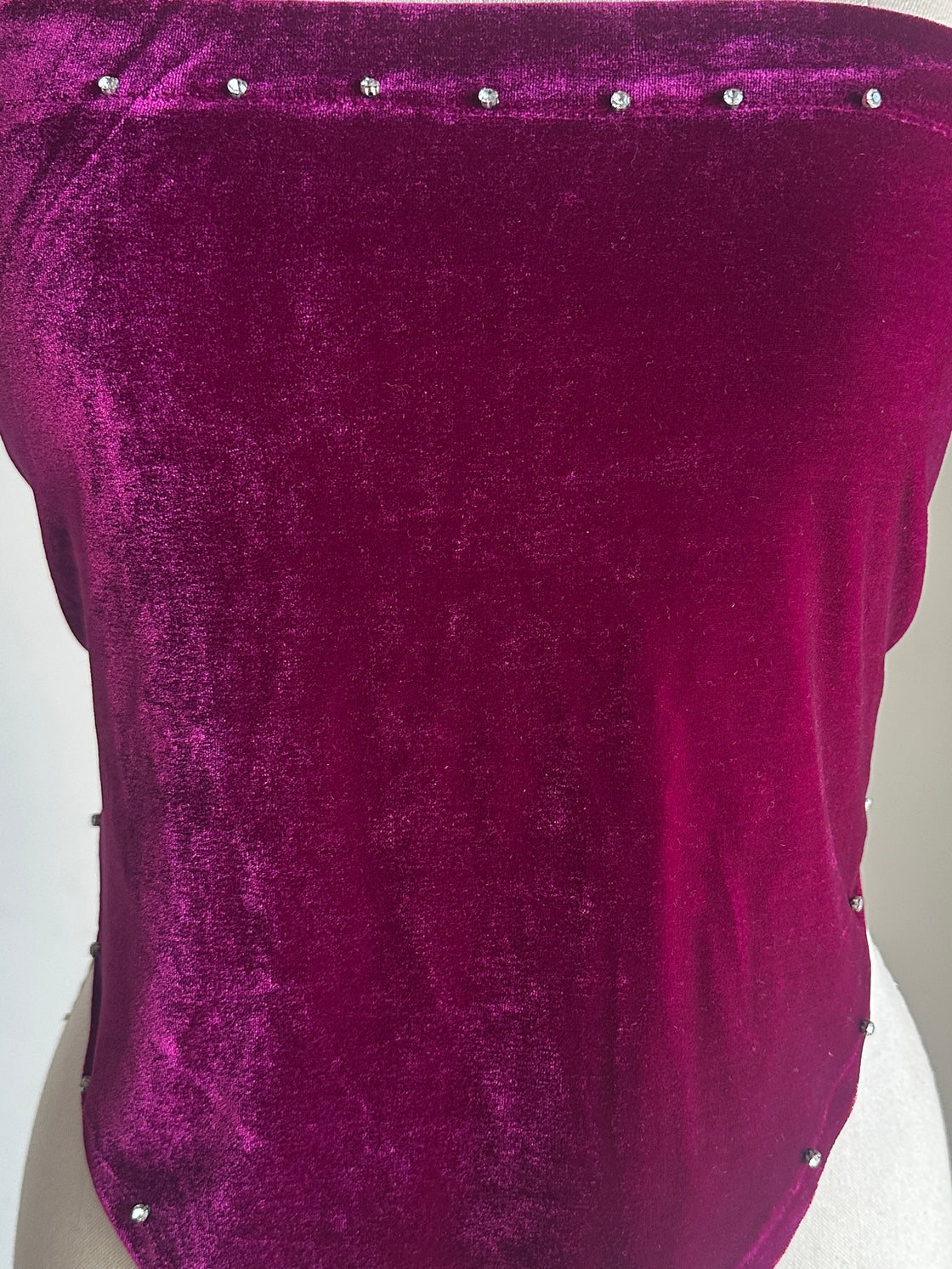 HIGH STAKES RHINESTONE EMBELLISHED VELOUR SCARF TOP