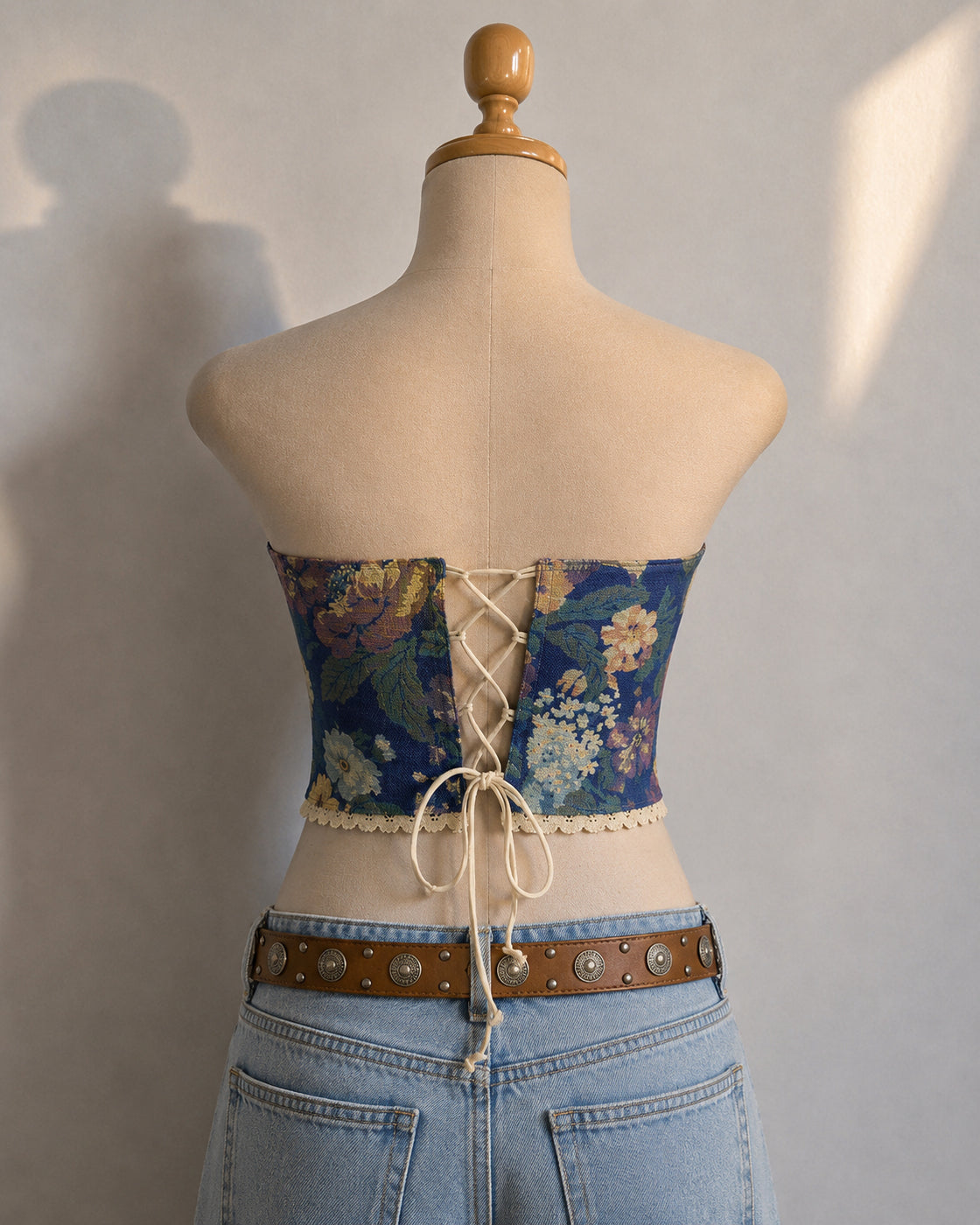 SHOW RUNNER JACQUARD BLUE FLORAL CORSET