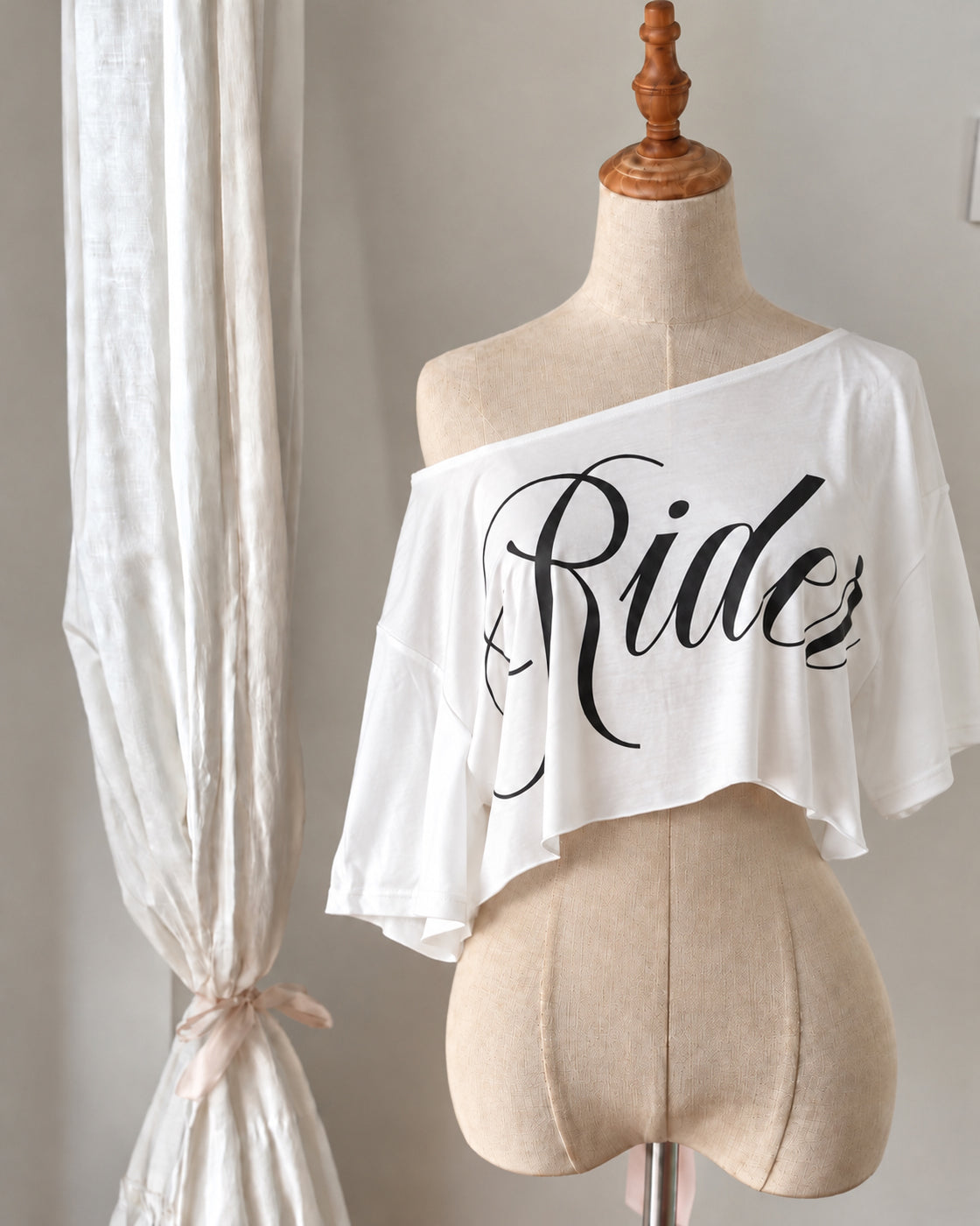 REBEL ERA OFF-SHOULDER WHITE TOP