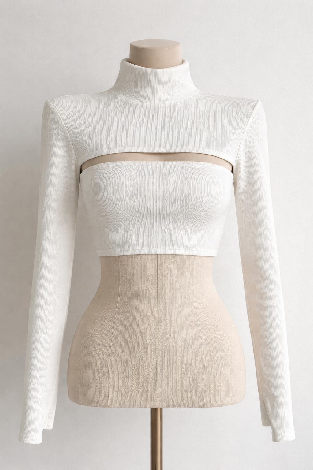 CHILL WITH ME TWO-PIECE WHITE CROP TOP