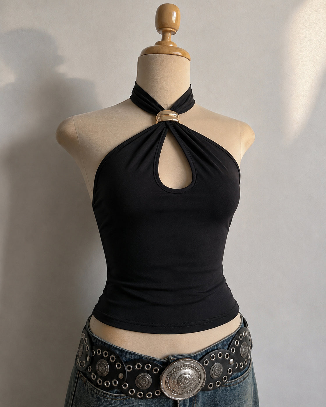 LOOK LIKE TROUBLE METAL DETAIL HALTERNECK TOP