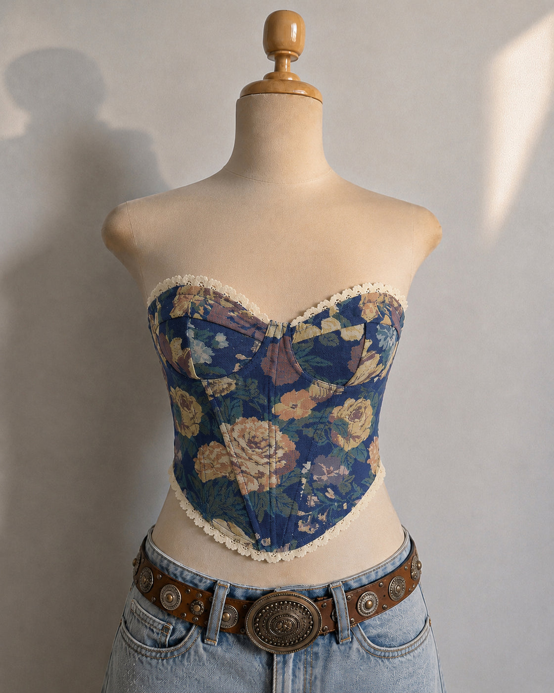 SHOW RUNNER JACQUARD BLUE FLORAL CORSET