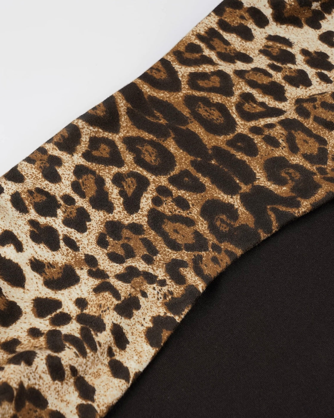 BUSY BEING WILD BANDEAU TOP