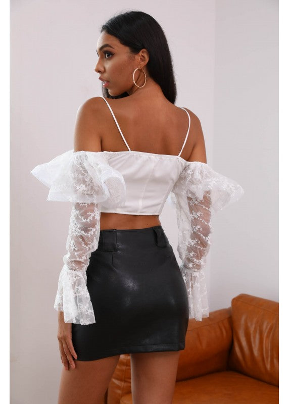 BLOOMING FOR YOU OFF-SHOULDER TOP