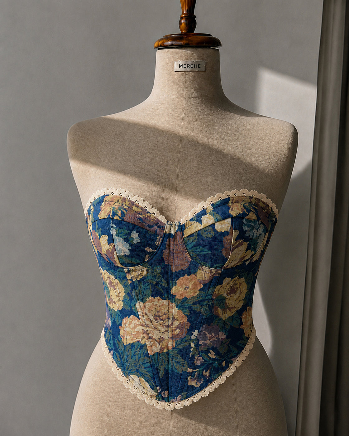 SHOW RUNNER JACQUARD BLUE FLORAL CORSET
