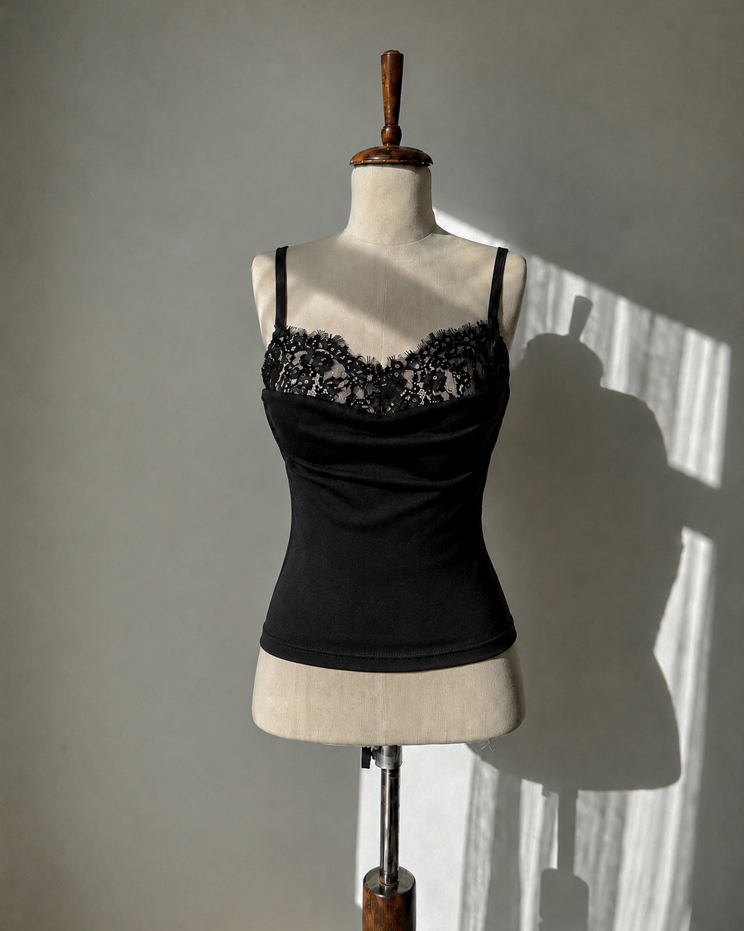 MATERIAL GIRLS PADDED LACE DETAIL BLACK CAMI TOP