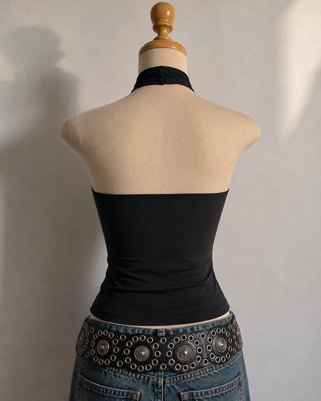 LOOK LIKE TROUBLE METAL DETAIL HALTERNECK TOP