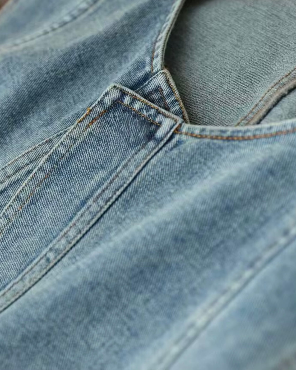 COFFEE RUNS DENIM VEST TOP