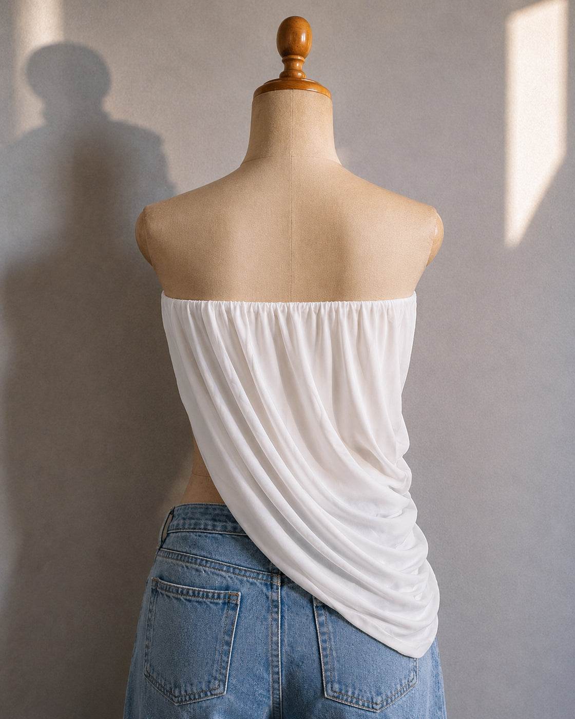 BAE CLUB DRAPED ASYMMETRICAL STRAPLESS WHITE TOP