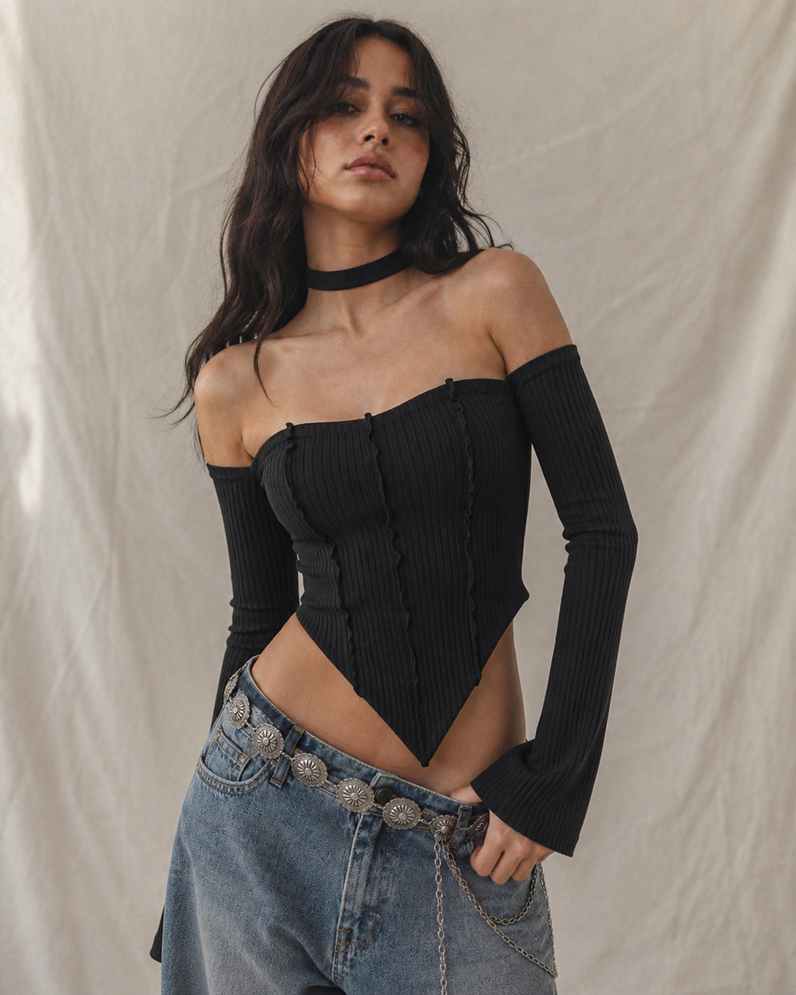TOO COOL FOR SCHOOL CHOKER DETAIL SLASH NECK TOP
