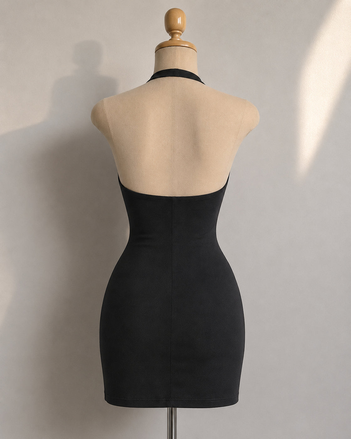 FLATTERY WORKS ZIPPER SIDE-SLIT HALTERNECK DRESS